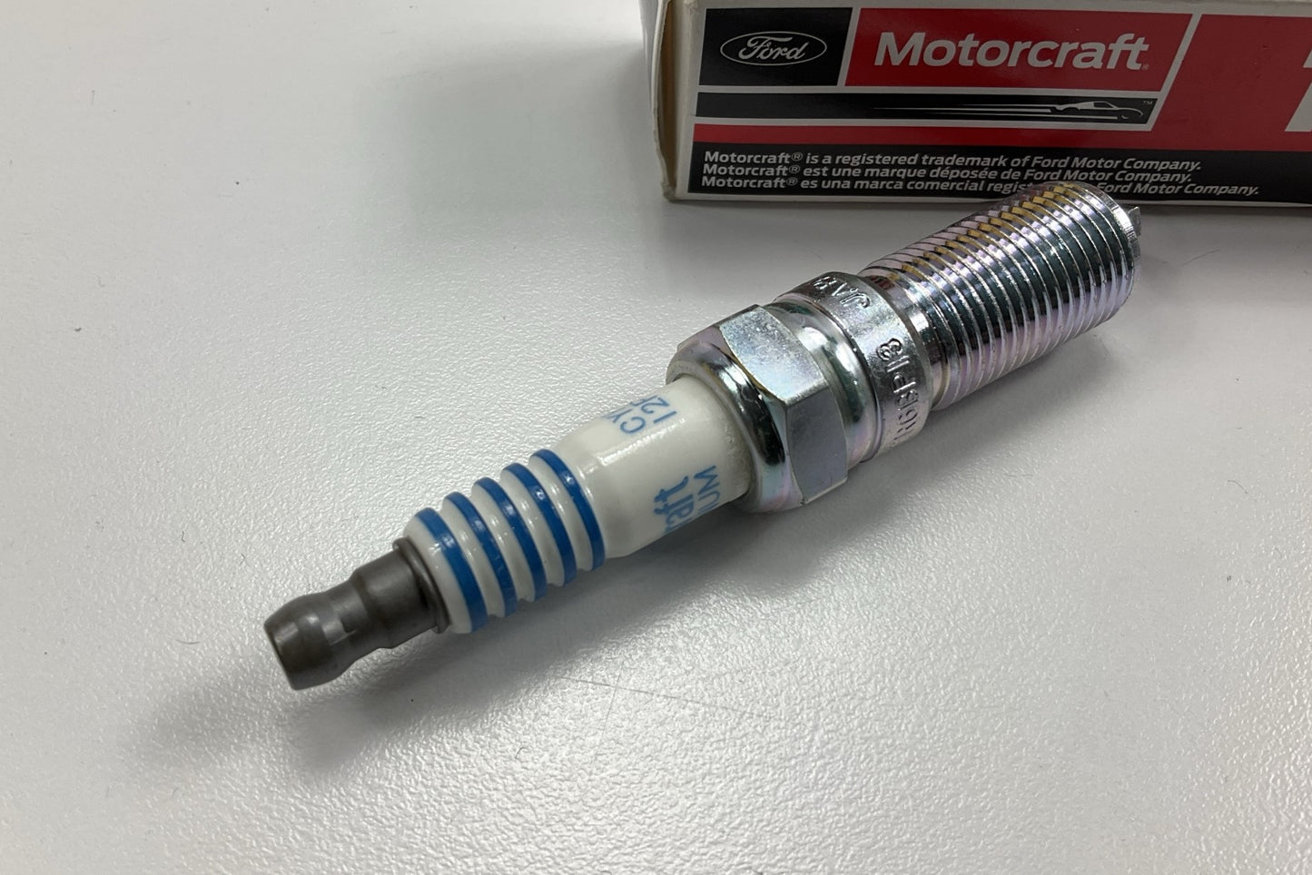 Motorcraft SP-520 Platinum Spark Plug - CYFS-12F-5