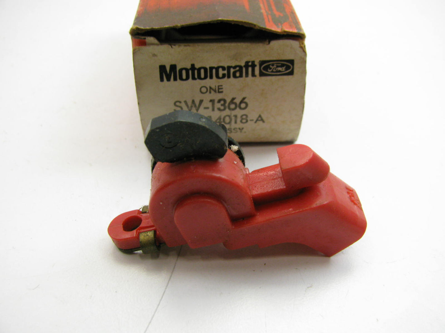 Motorcraft SW-1366 Rear Open Door Warning Switch For 1977 Ford LTD II