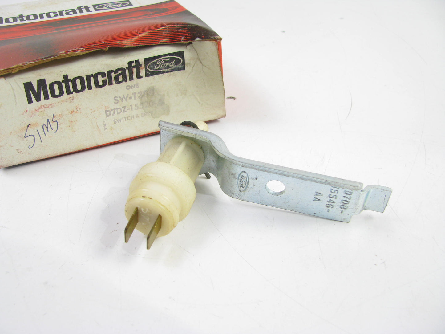 Motorcraft SW-1385 Back-Up Light Switch Floor Mounted Manual Trans 77-79 Granada