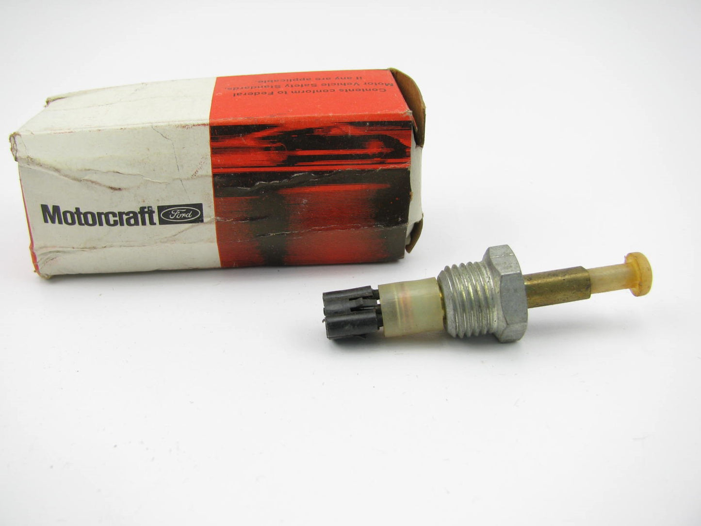 Motorcraft SW-1445 / D7UZ-13713-A Courtesy Lamp Switch 1977-1979 E150 E250 E350