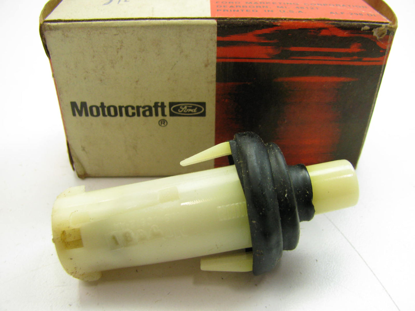 Motorcraft SW-1496 Liftgate Open Switch 1978-1982 Ford Fairmont - D8BZ-14018-A