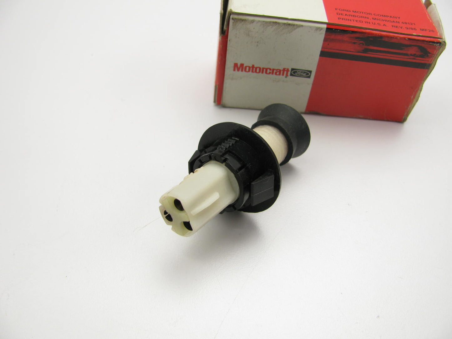 Motorcraft SW-1513-B Courtesy Light Switch - Front / Rear