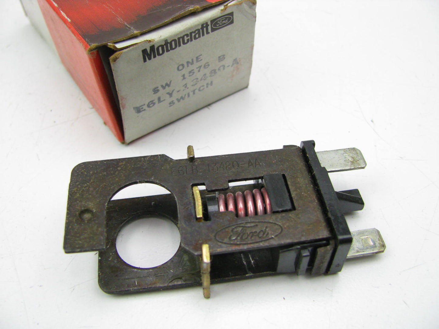 Motorcraft SW-1576B Brake Light Switch - E6LY-13480-A SLS-97 F4829 5354505