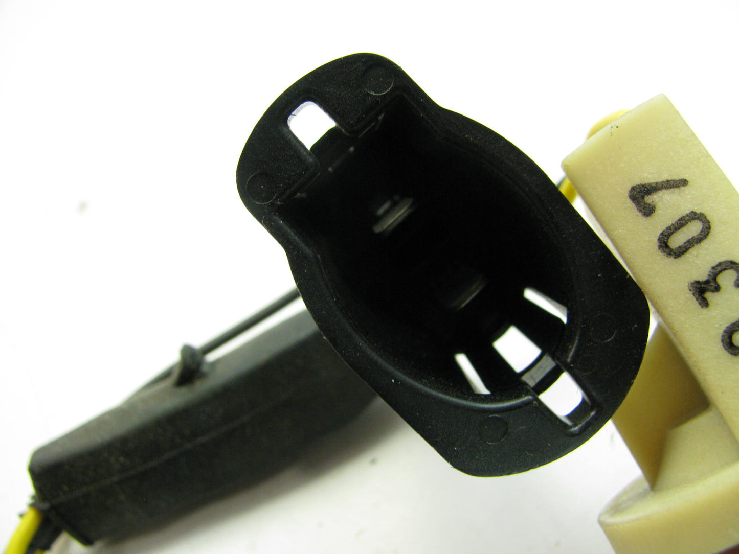 Motorcraft SW-1778 Ignition Timing Vacuum Switch E1AZ-12A265-C - UNKNOWN FITMENT