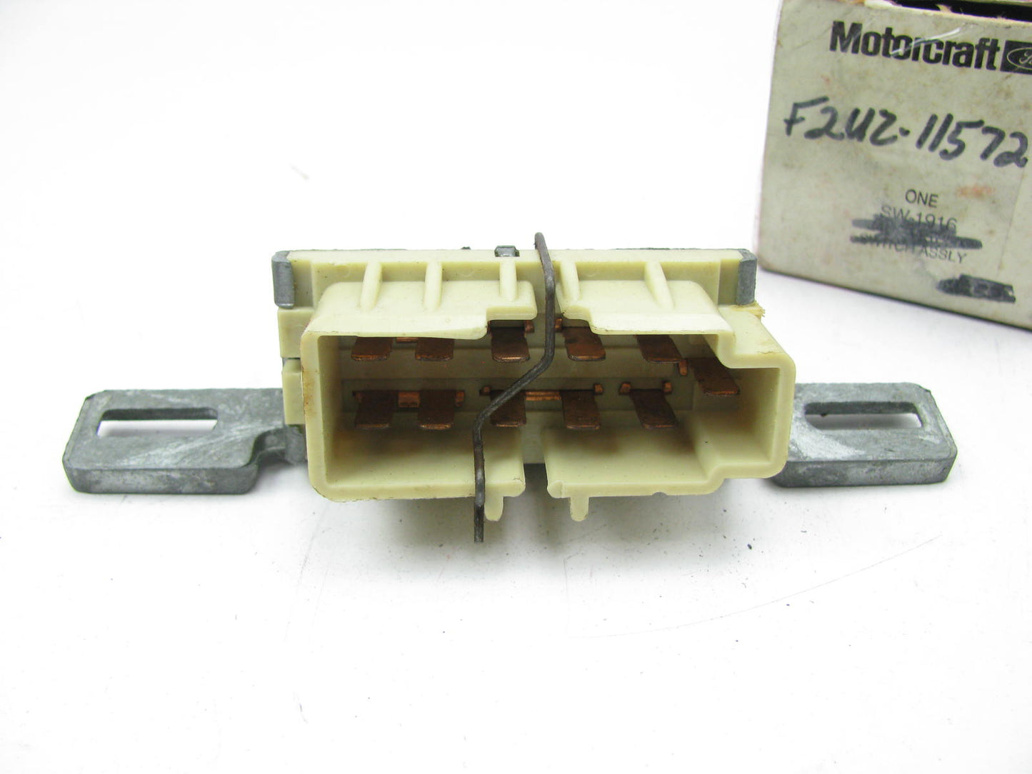 Motorcraft SW-1916 / E4UZ-11572-A Ignition Starter Switch Assembly