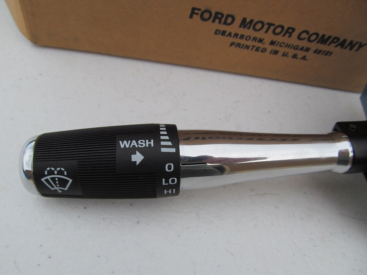 Motorcraft SW-2446  Turn Signal / Windshield Wiper Assembly 1988-90 Continental