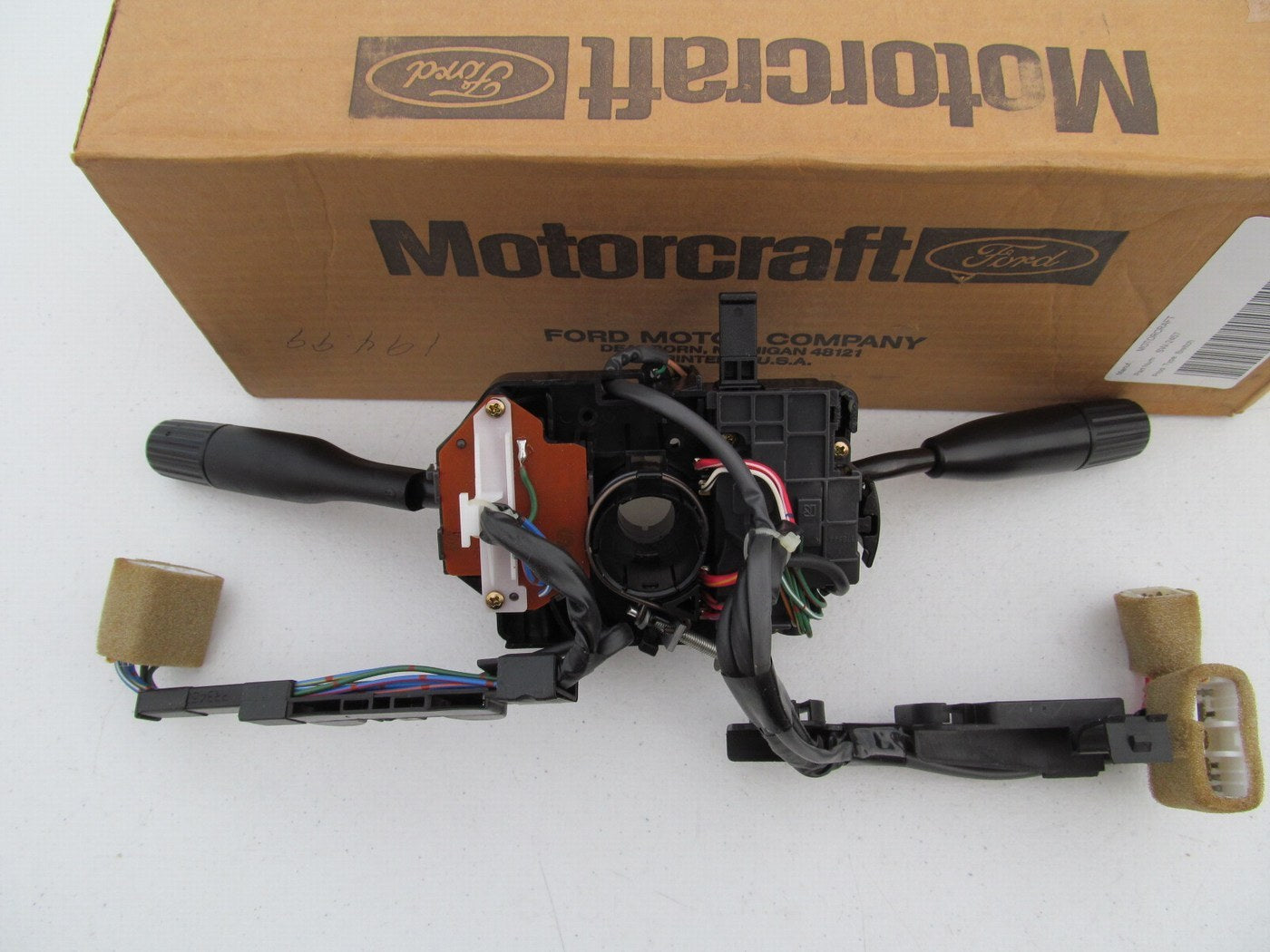 Motorcraft SW-2457 Turn Signal Wiper Headlight Lamp Combination Switch