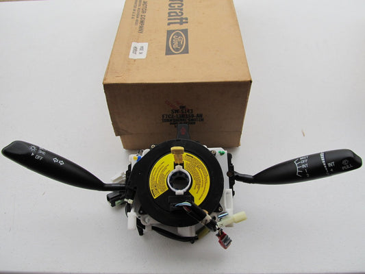 NEW - OEM Motorcraft SW-5143 Combination Turn Signal / Windshield Wiper Switch