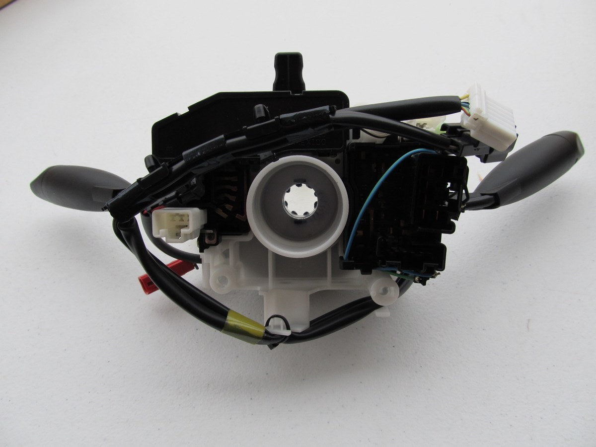 NEW - OEM Motorcraft SW-5143 Combination Turn Signal / Windshield Wiper Switch