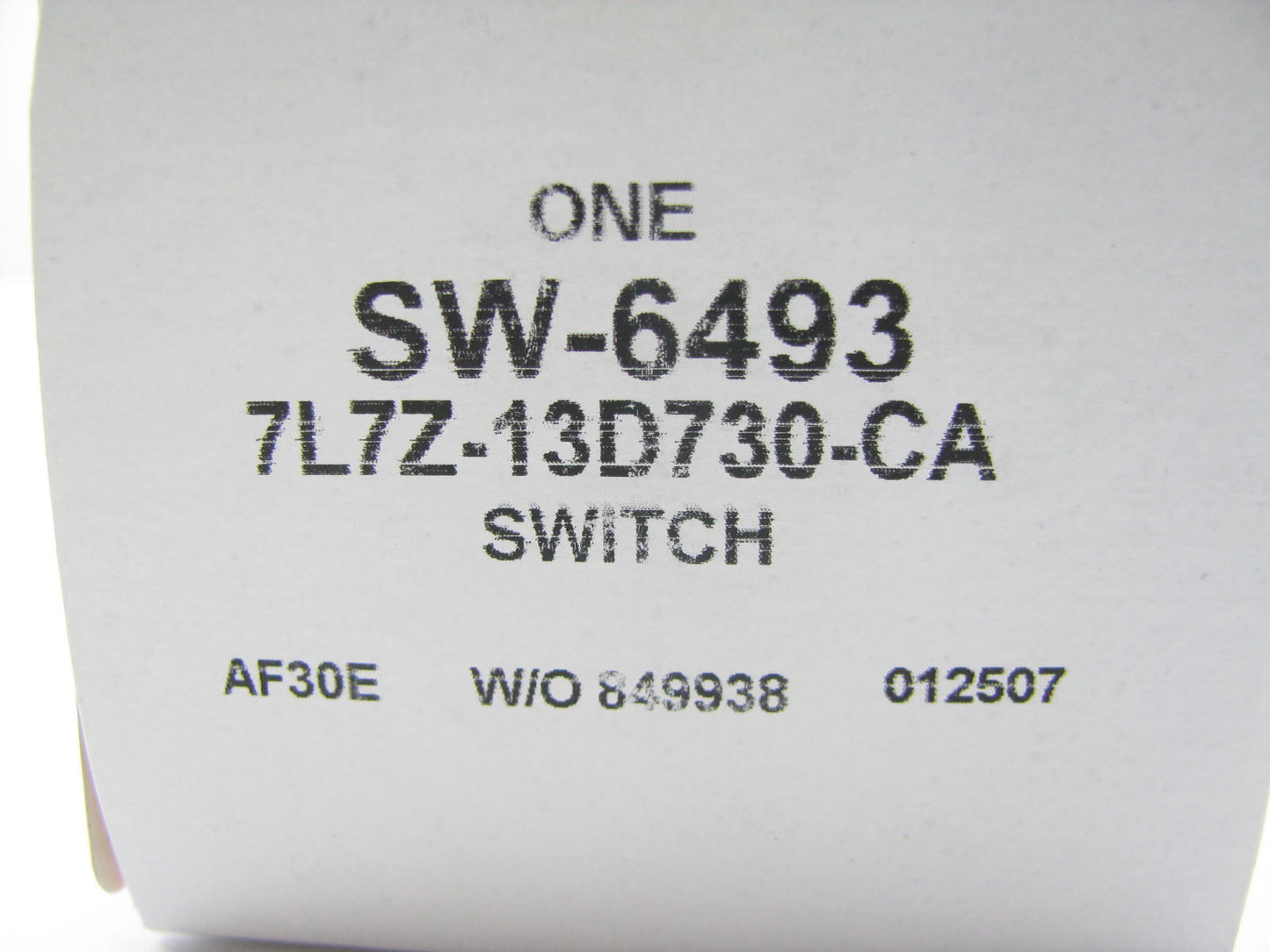 Motorcraft SW-6493 Hazard Light Switch For 2007-2008 Lincoln Navigator