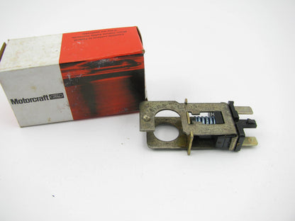 Motorcraft SW-989 / D1ZZ-13480-A Stoplight Brake Lamp Switch - 1971-1972 Mustang