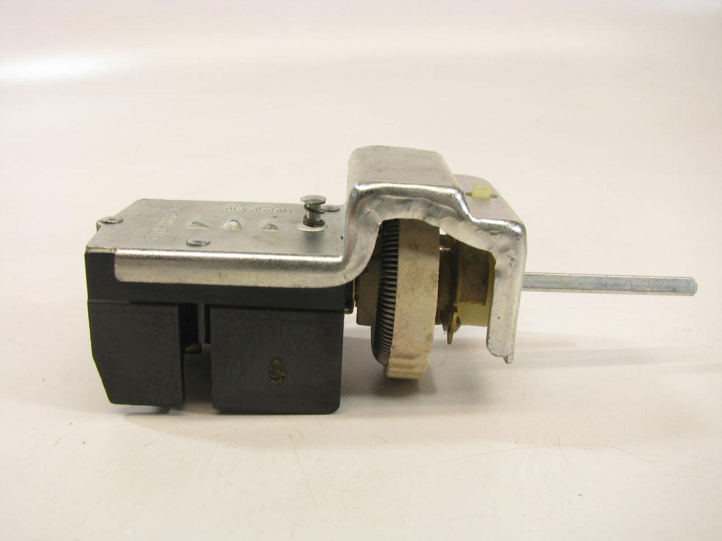 Motorcraft SW1663 Headlight Headlamp Switch 1981-1986 Ford Bronco F-100/350