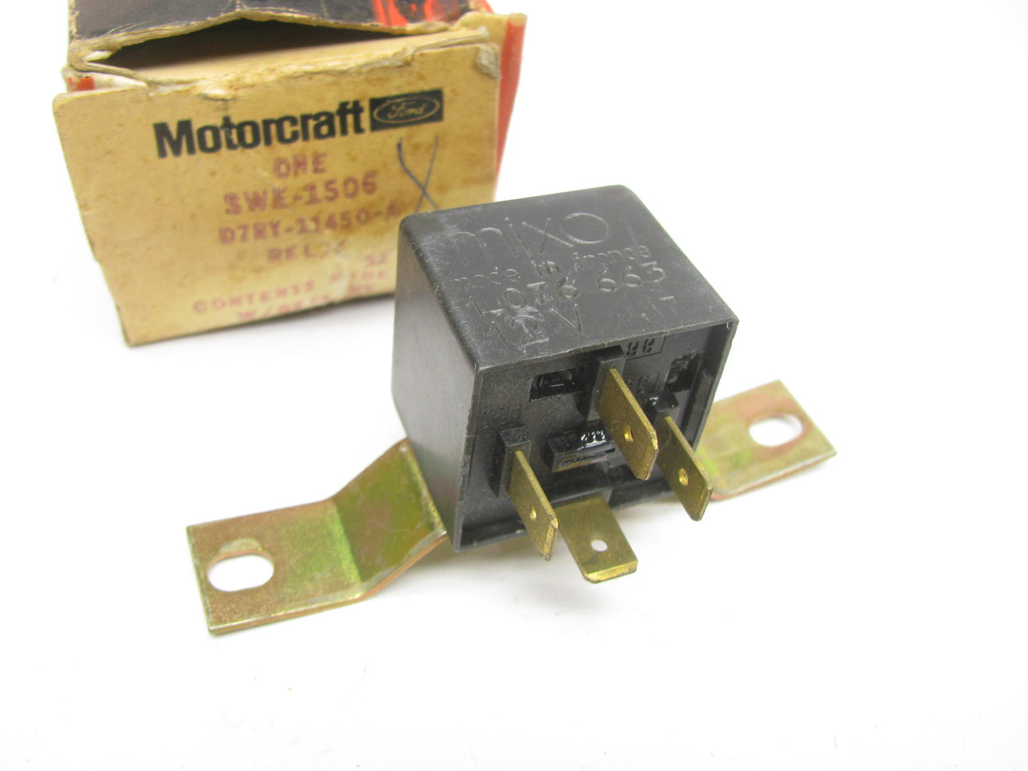 Genuine Motorcraft SWE-1506  Starter Relay For 1977-1979 Mecury Capri