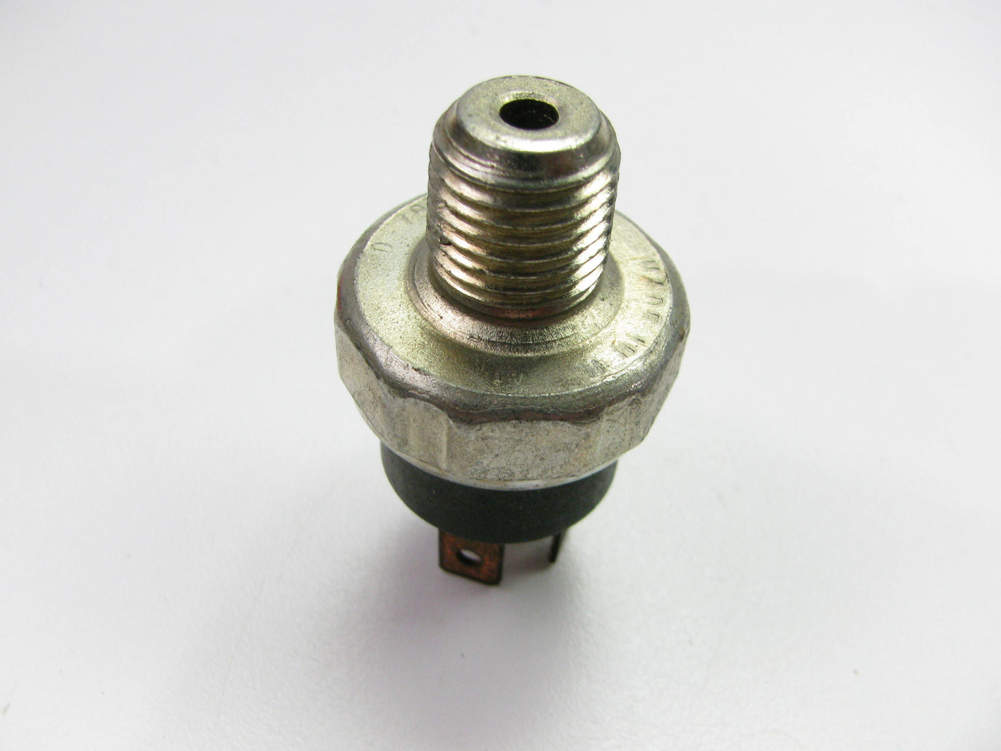 NEW Motorcraft SWG-1357 Engine Oil Pressure Switch