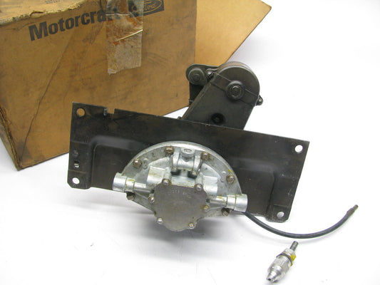 Motorcraft WM364A Windshield Right Wiper Motor 1978-90 CL-CLT900 W/ Chain Drive