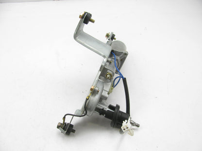 Motorcraft WM-445 Rear Window Wiper Motor For 1998-1999 Mercury Tracer