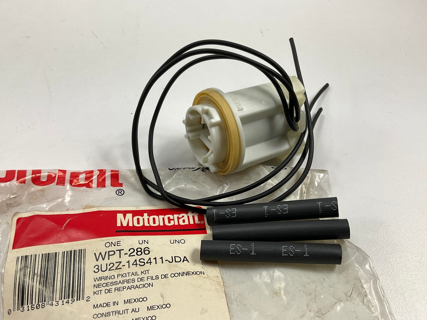 Motorcraft WPT-286 Corner Lamp Light Bulb Socket Pigtail, For # 3156 Bulb