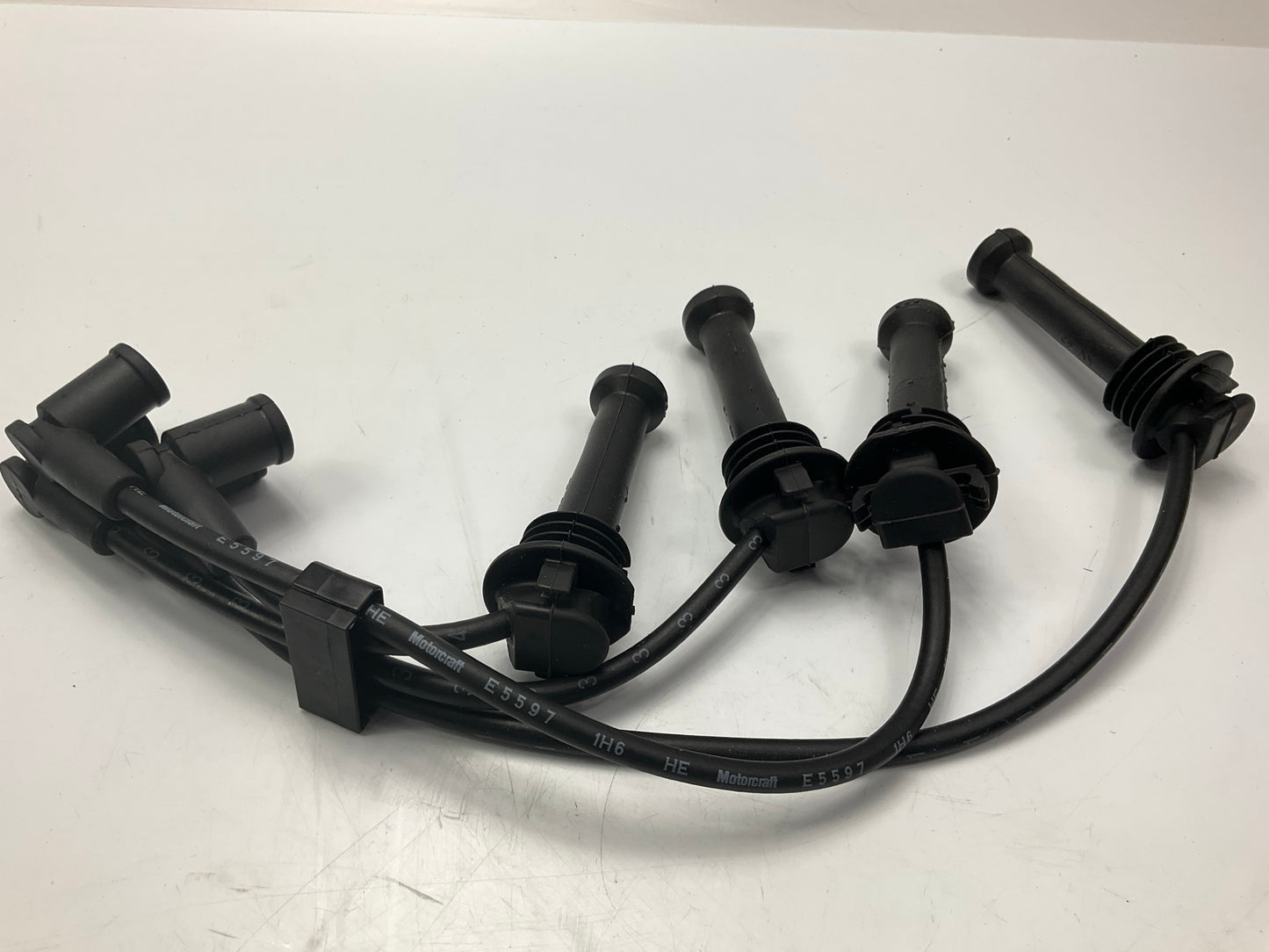 Motorcraft WR-5974 Ignition Spark Plug Wire Set For 2000-2006 Ford 2.0L DOHC