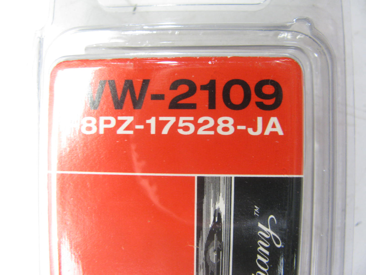 Motorcraft WW-2109 Front Windshield Wiper Blade - 21''