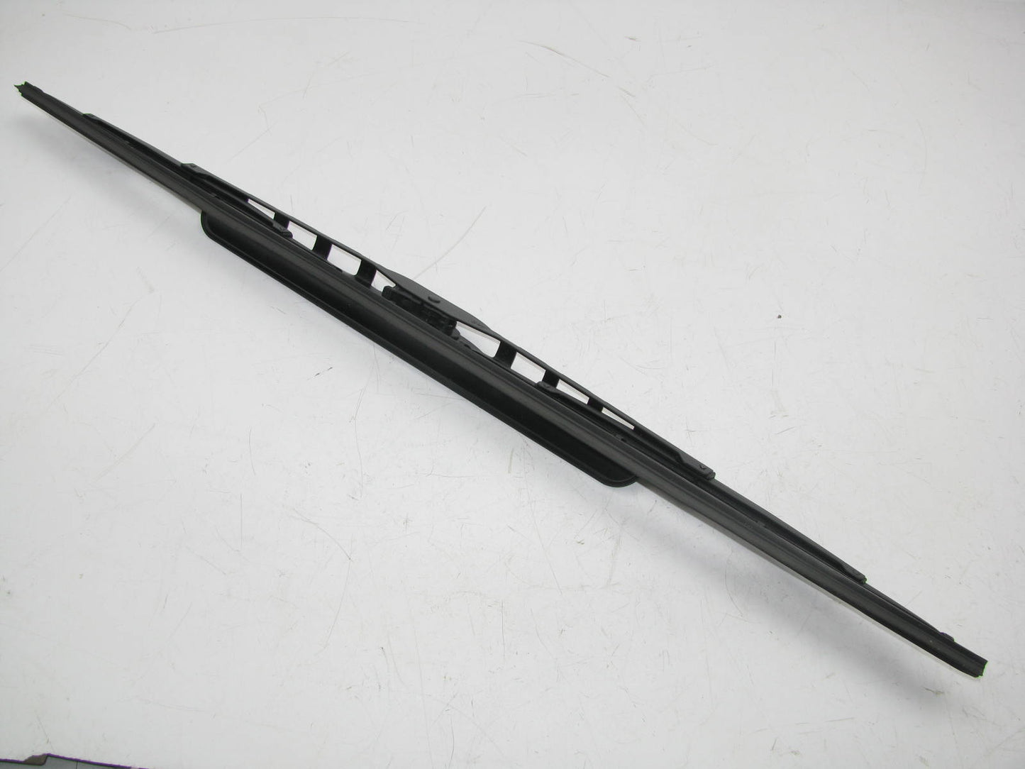 Motorcraft WW-2410 Left Windshield Wiper Blade 1997 Ford Windstar