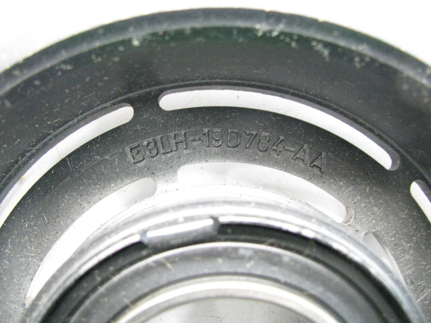 Motorcraft YB-280 / E3AZ-2884-A A/C Compressor Clutch Pulley