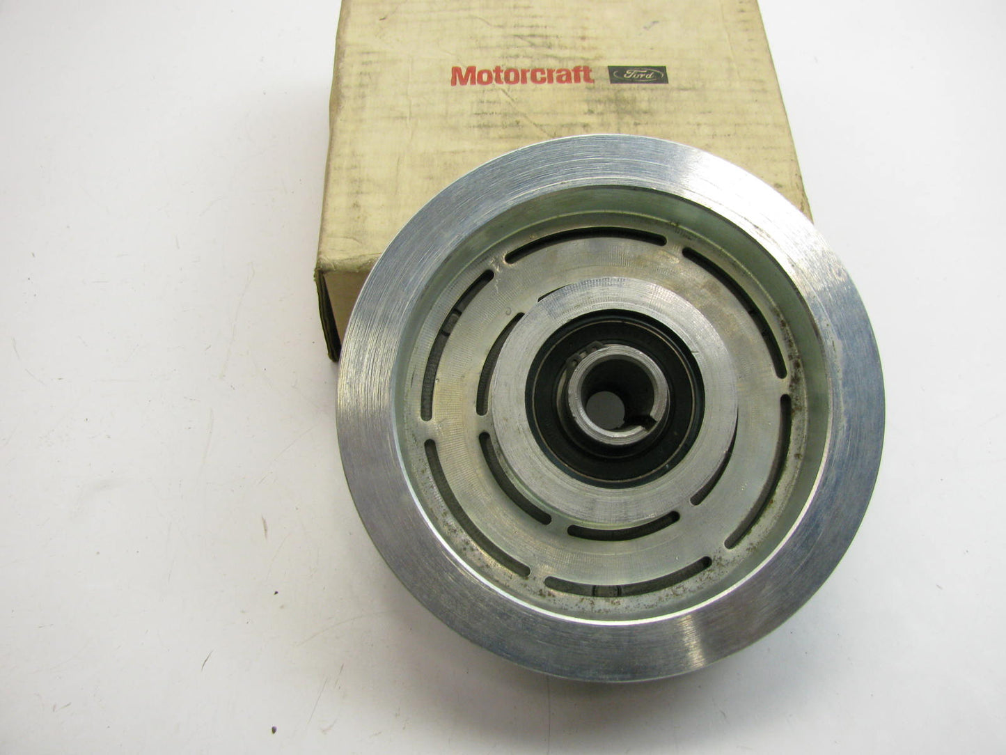 Motorcraft YB-69 A/C Compressor Clutch 1965-1979 C-CT800/900 Sleeper Cab