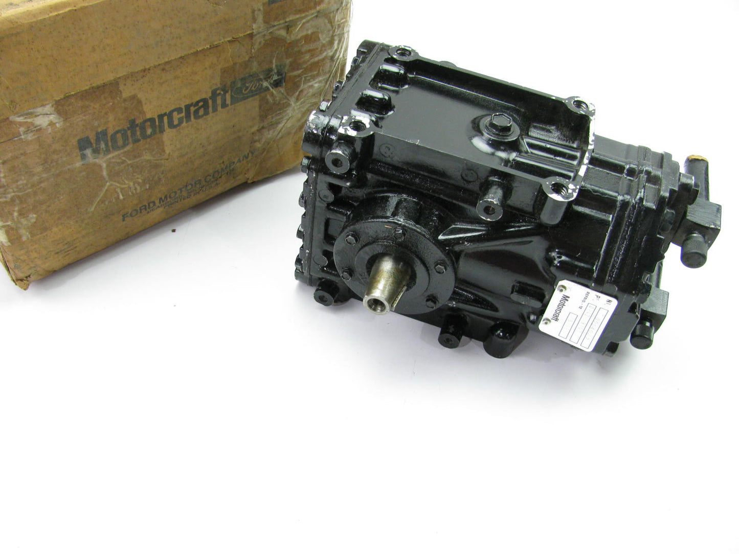 NOS OEM Motorcraft YC-11 York A/C Compressor - D2AZ-19703-C