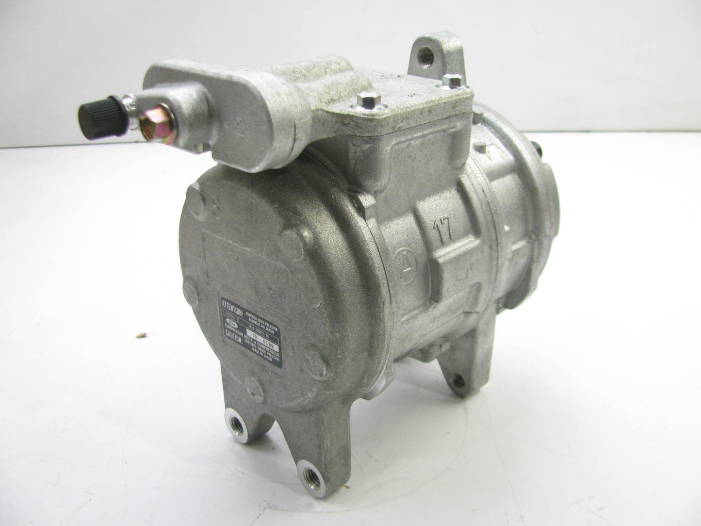 NEW Motorcraft YC-70 A/C Compressor NO CLUTCH E9VY-19703-A