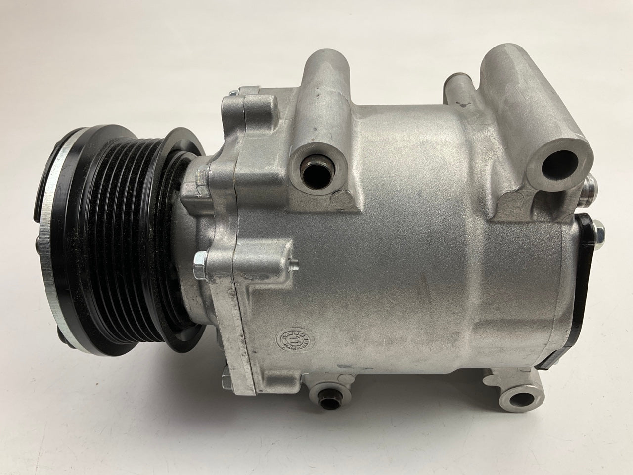 Motorcraft YCC-300 A/C Compressor & Clutch - BU2Z-19V703-HA