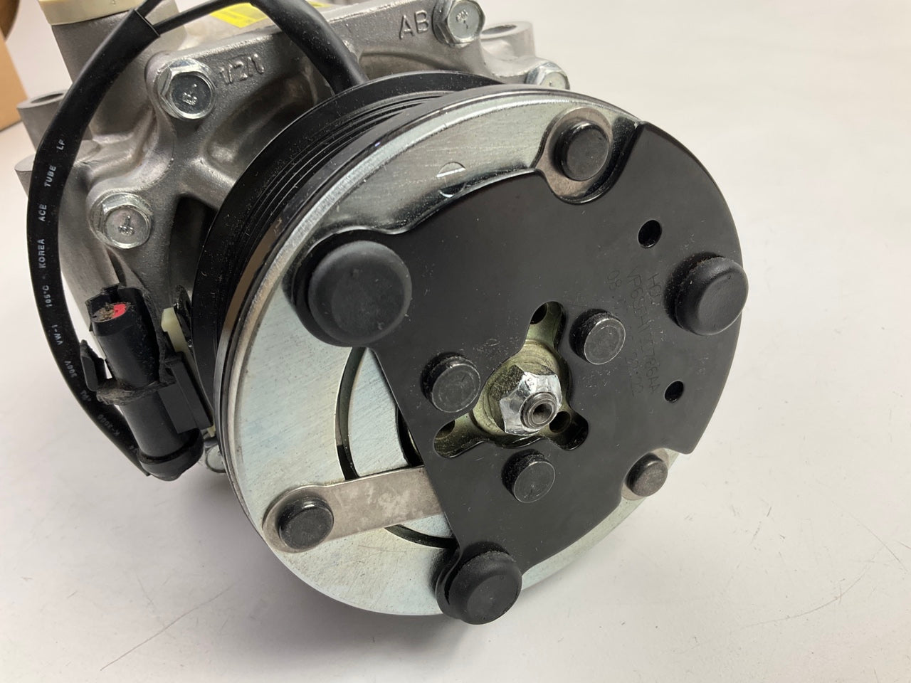 Motorcraft YCC-300 A/C Compressor & Clutch - BU2Z-19V703-HA