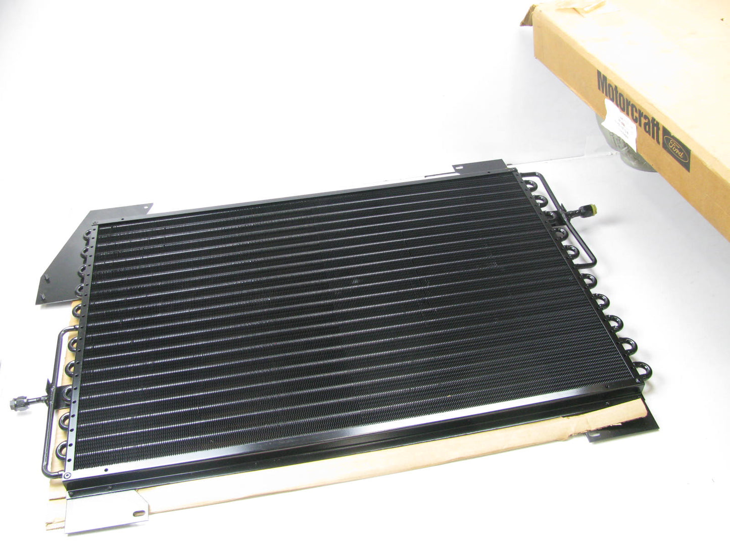 Motorcraft YF-188 A/C Condenser For 1982-1986 Ford LTL900 & LL900