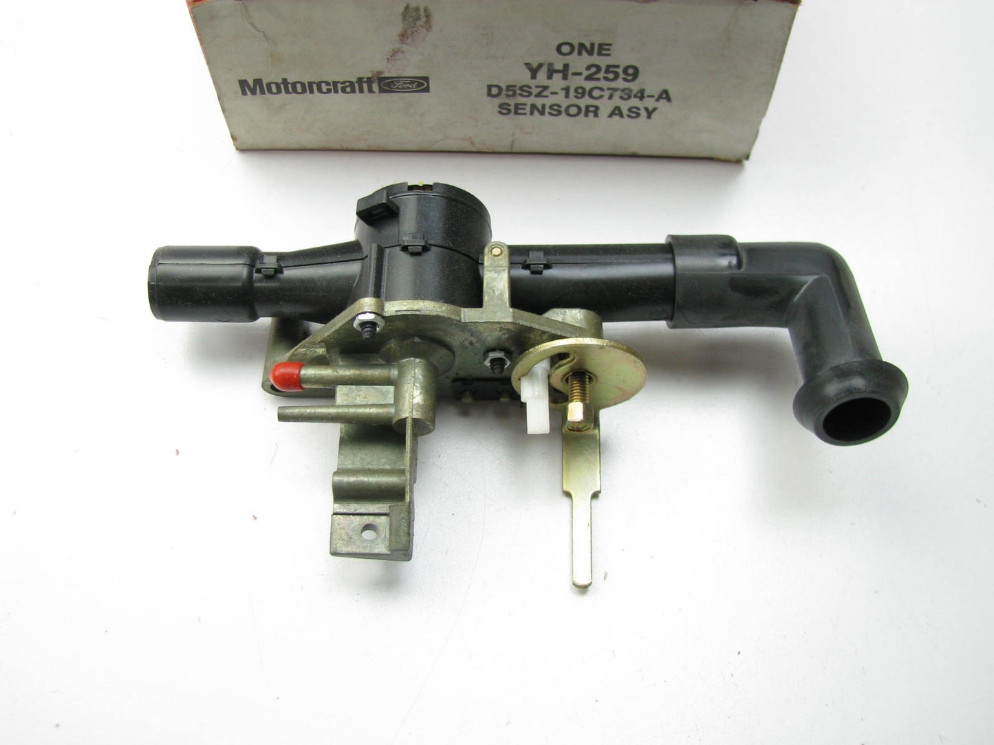 Motorcraft YH259 A/C Auto Temp Control Sensor Valve ATC 1975-1976 Thunderbird