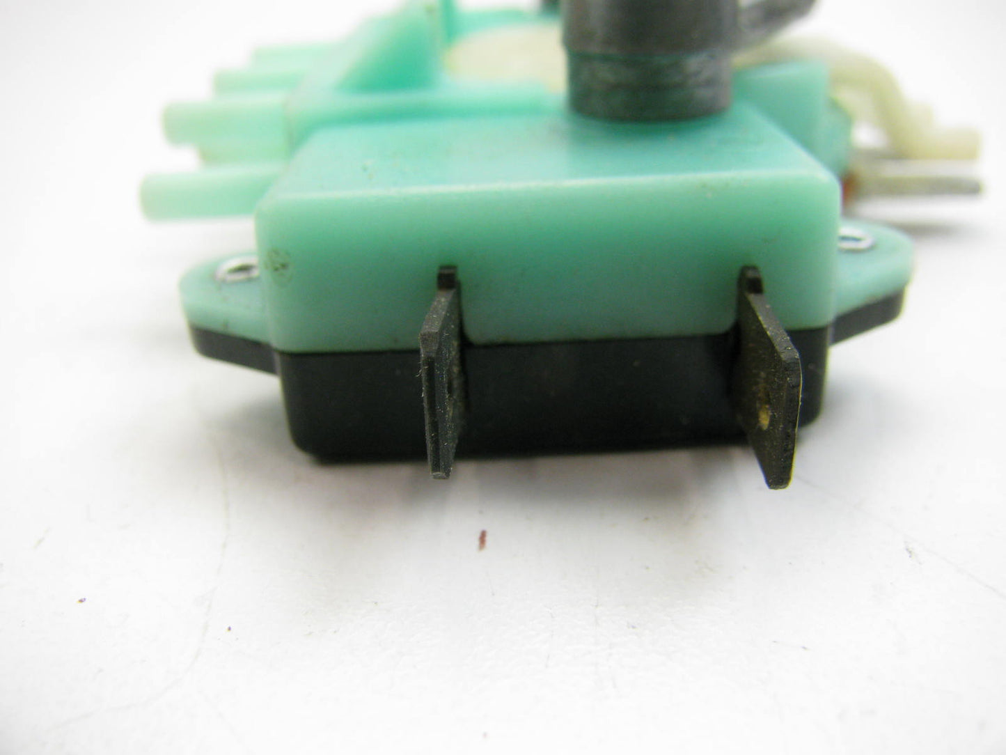 Motorcraft YH274 HVAC Heater Vacuum Control Switch For 1977 Pinto, Capri
