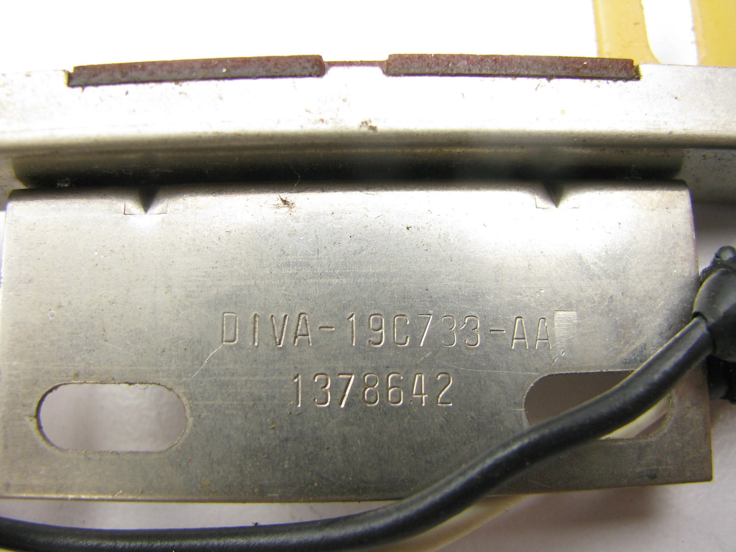 NEW GENUINE OEM Motorcraft YH-37 A/C Clutch Cycle Switch