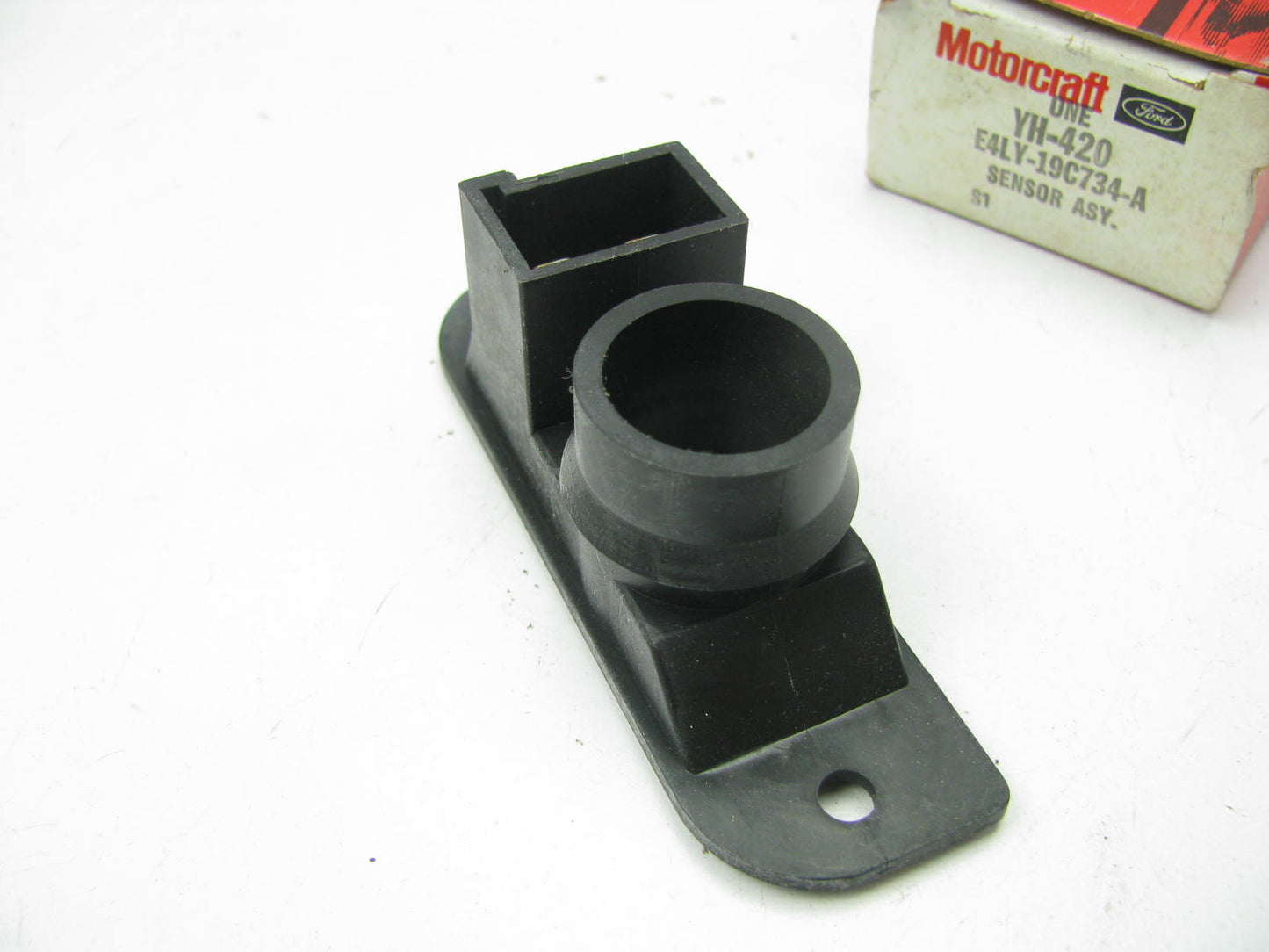 Motorcraft YH-420 A/C Automatic Temperature Sensor 1984-1992 Lincoln Mark VII