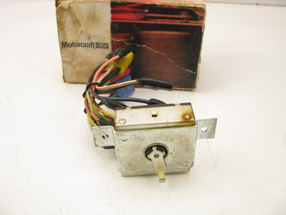 NOS Motorcraft YH-72 A/C Blower Switch D1AZ-19986-B W/ ATC