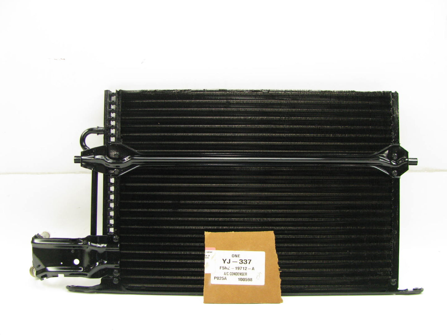 Motorcraft YJ-337 A/C Condenser 1995-1997 Ford Contour & Mercury Mystique