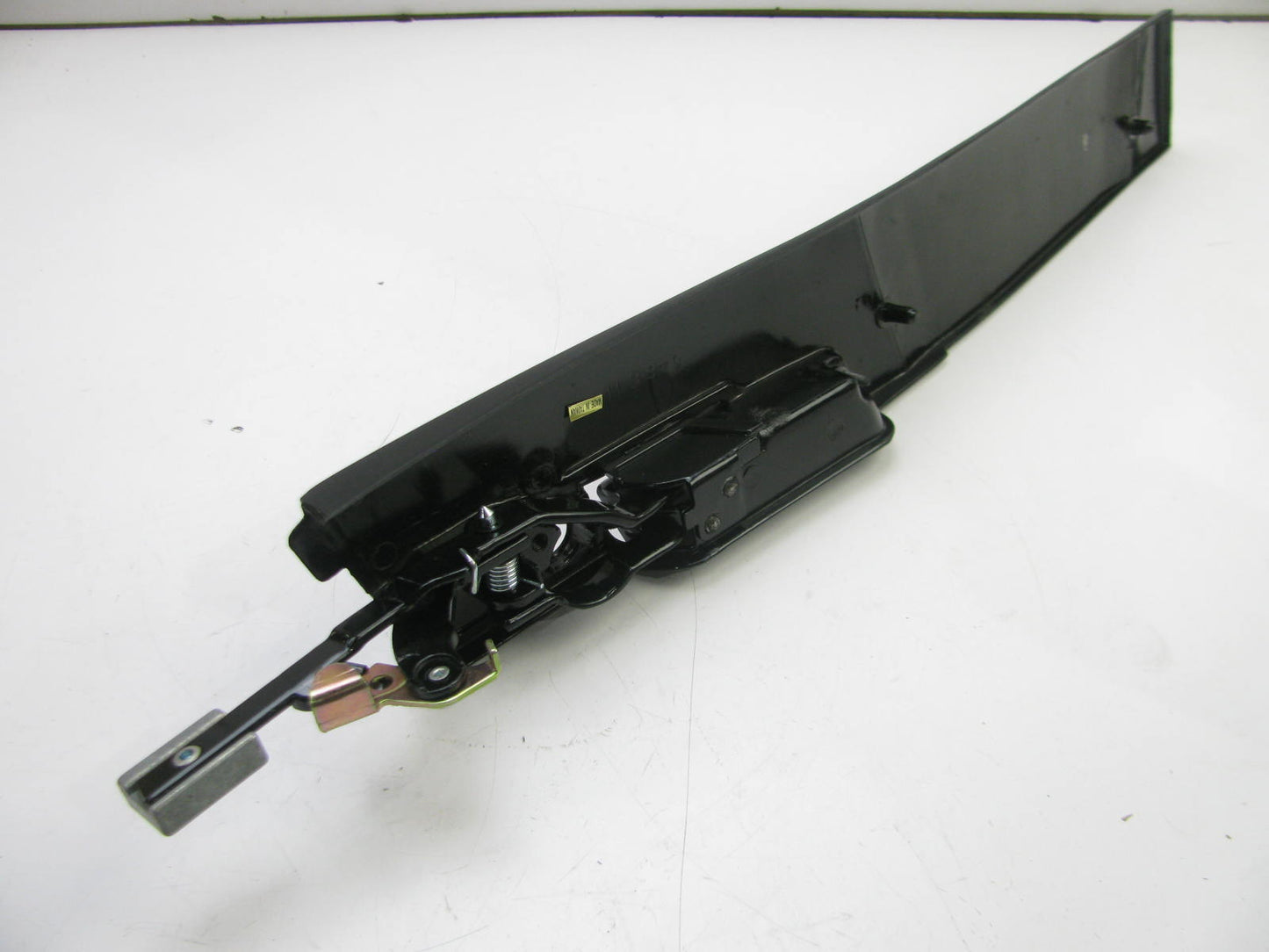 Motormite 77183 FRONT RIGHT Exterior Door Handle For 1990-1994 Lumina
