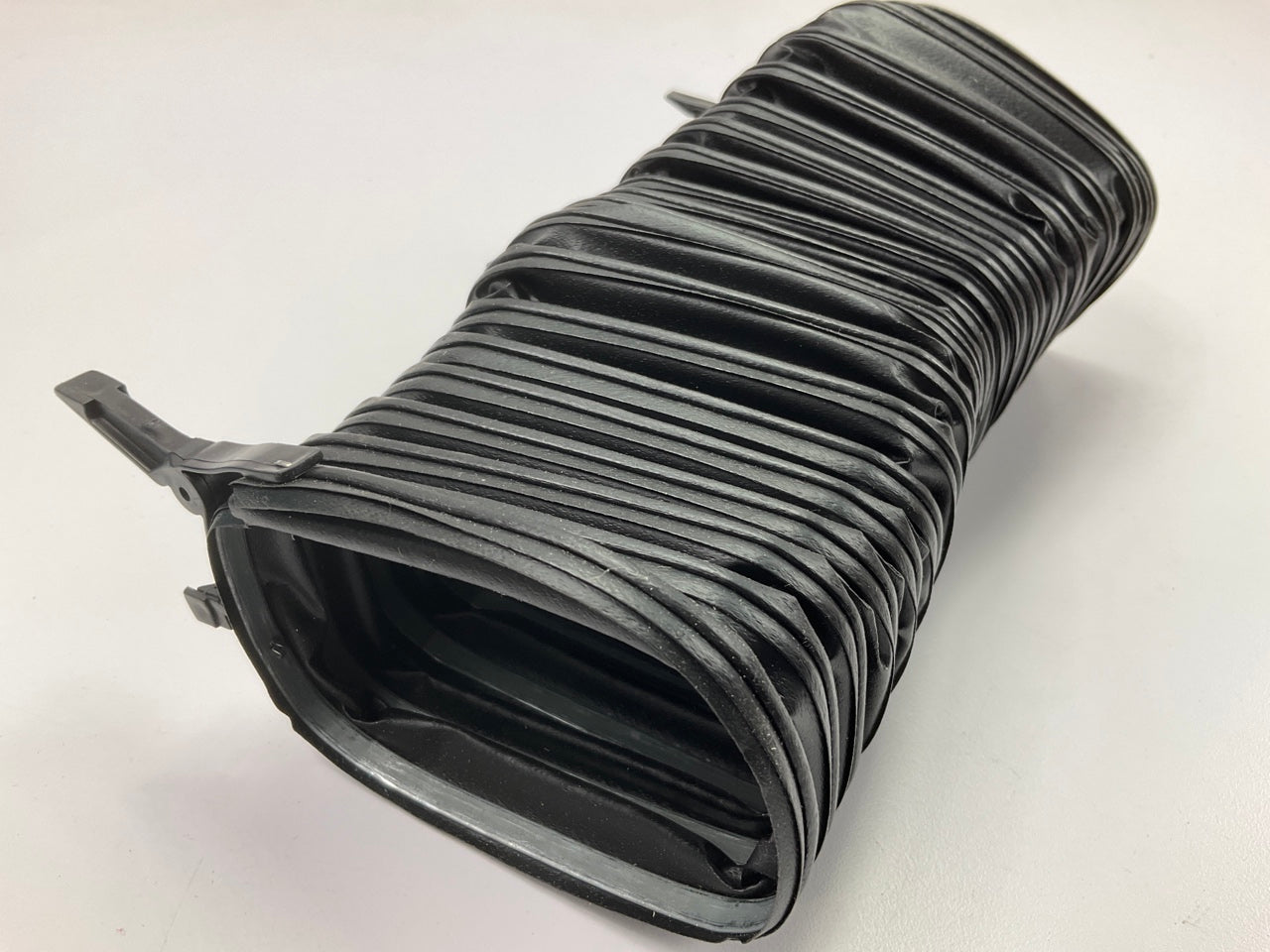 Motormite 96050 Engine Air Cleaner Intake Hose