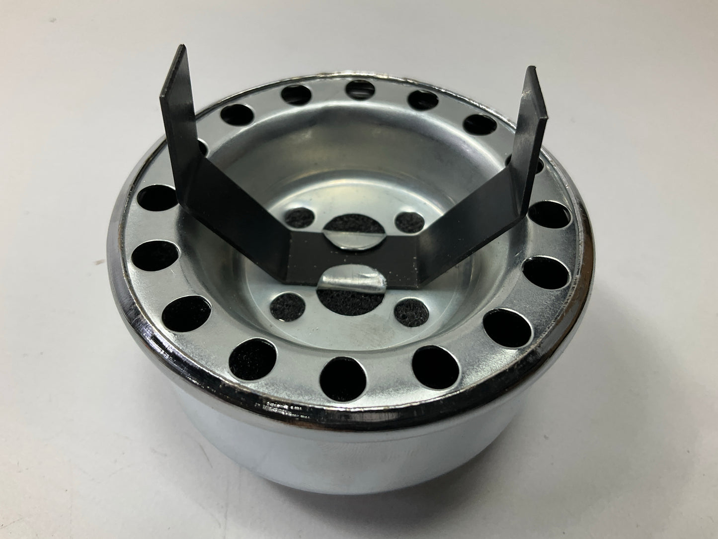 OPEN PACKAGE Mr Gasket 2060 Crankcase Chrome Breather Cap 1-1/2'' Oil Filler Tube