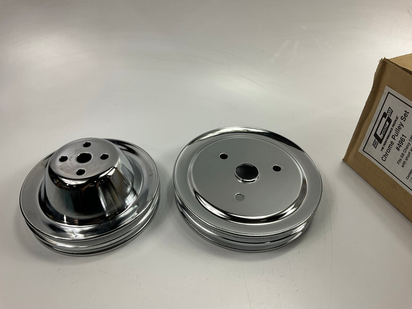 NIB Mr Gasket 4961 Water Pump Pulley Set 1955-1968 Chevy SBC W/ Short Water Pump
