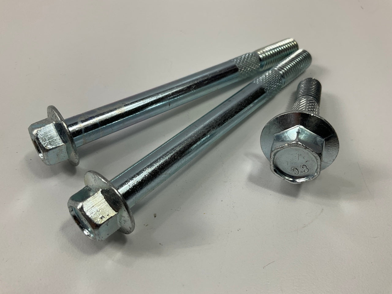 Mr Gasket 60942MRG Starter Bolt Kit - GM LS Engines