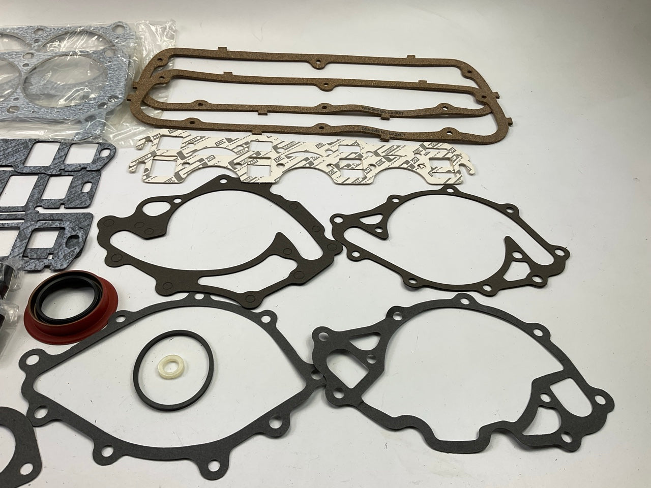 Mr Gasket 7120 Full Engine Rebuild Gasket Set - 1962-1982 SBF Small Block Ford