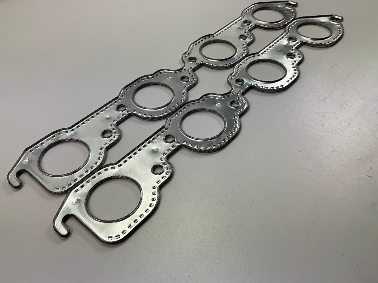 Mr Gasket 7407G Exhaust Header Gasket Set Chevy Big Block BBC 396-454 1.88'' Port