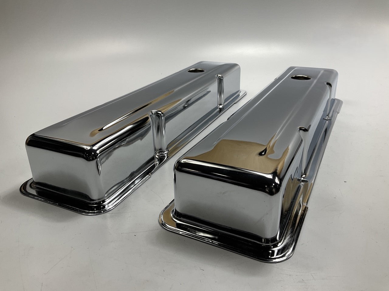 Mr Gasket 9800 Chrome Engine Valve Covers 1972-1986 Chevy SBC 283-400