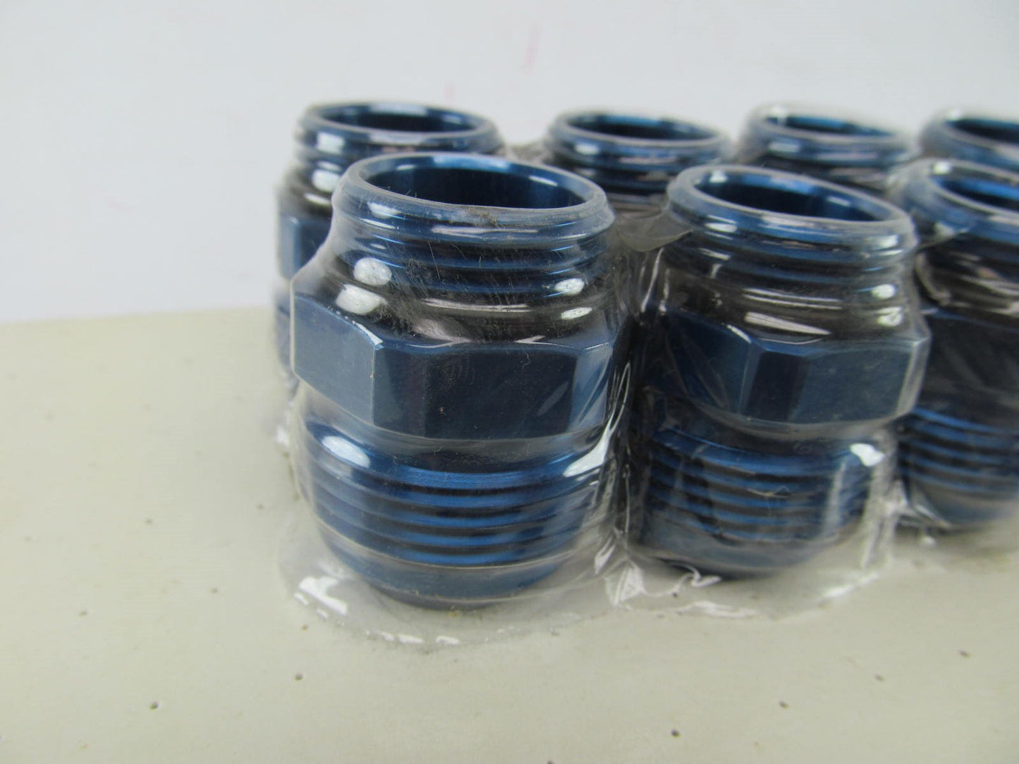 (x10) 12 AN TO 16 AN Tapered Inlet Fuel Port Fitting Adapter  Mr Gasket P7811