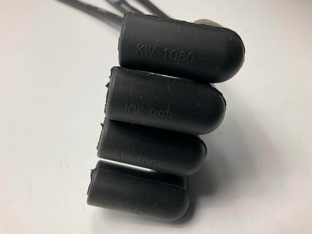 MISSING ALL BOOTS - MSD 5553 Street Fire 8mm Spark Plug Wire Set HEI Universal