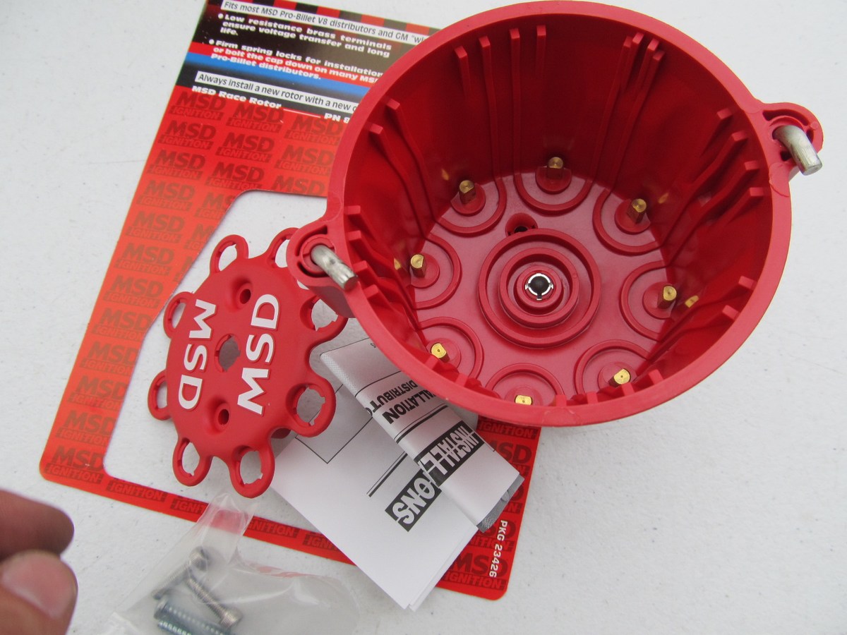 MSD 8433 Red, V8 Distributor Cap With HEI Terminals And Spark Plug Wire Retainer