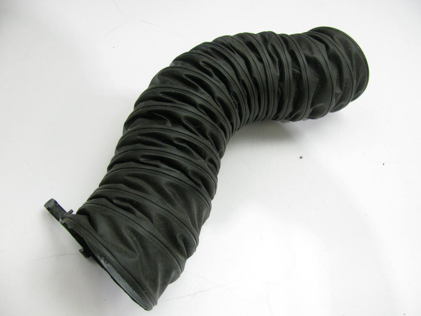 Murray 278048 Air Cleaner Fresh Air Intake Hose - 2-19/32'' X 17'' Long, 75-85 GM