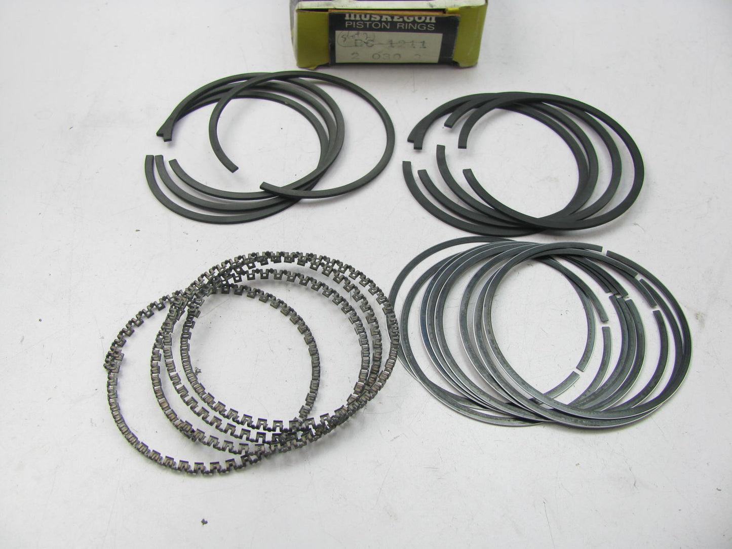 Muskegon BC-1211-030 Engine Piston Ring Set - .030'' Oversize